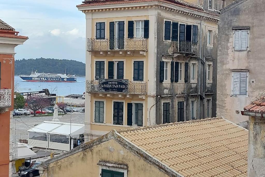 Old Port View Apartment, Διαμέρισμα Στο Κέντρο 2 Υπνοδωματίων Corfu  Zewnętrze zdjęcie
