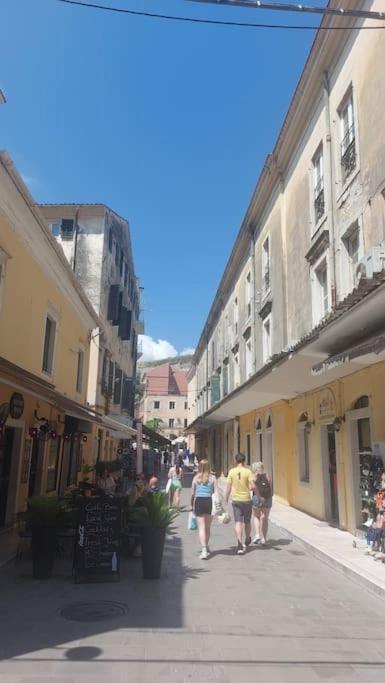 Old Port View Apartment, Διαμέρισμα Στο Κέντρο 2 Υπνοδωματίων Corfu  Zewnętrze zdjęcie