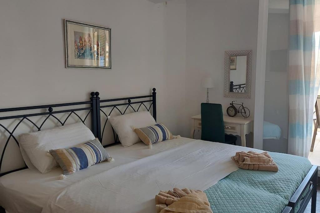 Old Port View Apartment, Διαμέρισμα Στο Κέντρο 2 Υπνοδωματίων Corfu  Zewnętrze zdjęcie