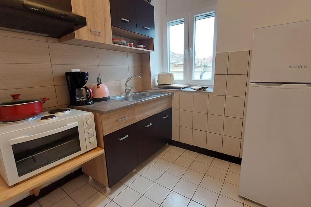 Old Port View Apartment, Διαμέρισμα Στο Κέντρο 2 Υπνοδωματίων Corfu  Zewnętrze zdjęcie