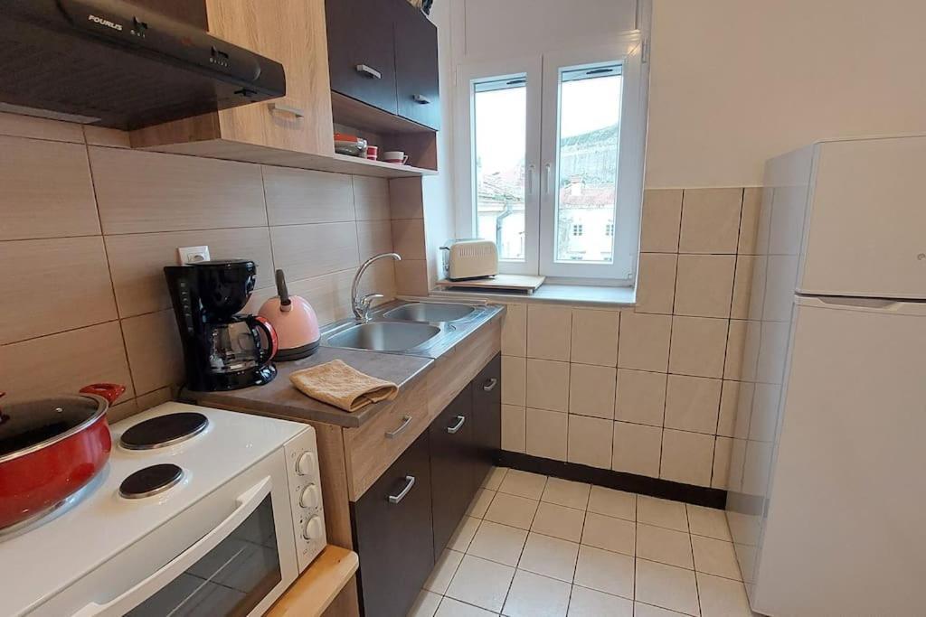 Old Port View Apartment, Διαμέρισμα Στο Κέντρο 2 Υπνοδωματίων Corfu  Zewnętrze zdjęcie
