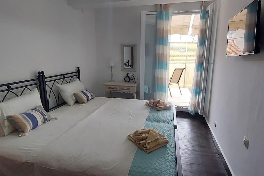 Old Port View Apartment, Διαμέρισμα Στο Κέντρο 2 Υπνοδωματίων Corfu  Zewnętrze zdjęcie